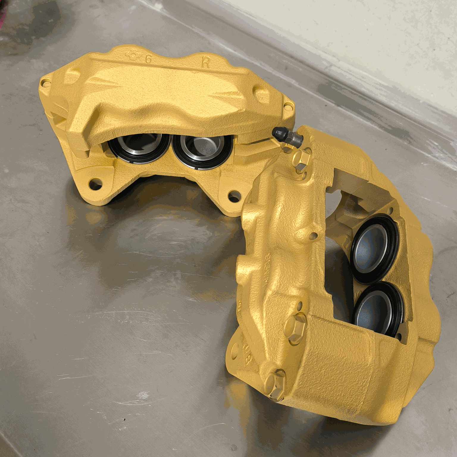 KZN185 Front Brake Calipers Cerakote Gold H-122